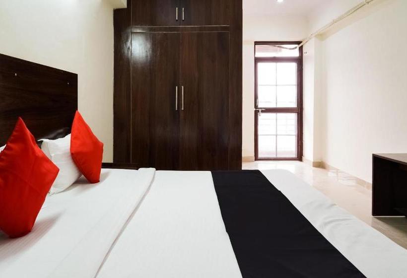 هتل Collection O 62836 Mittal Tower