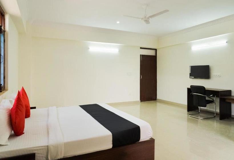 هتل Collection O 62836 Mittal Tower