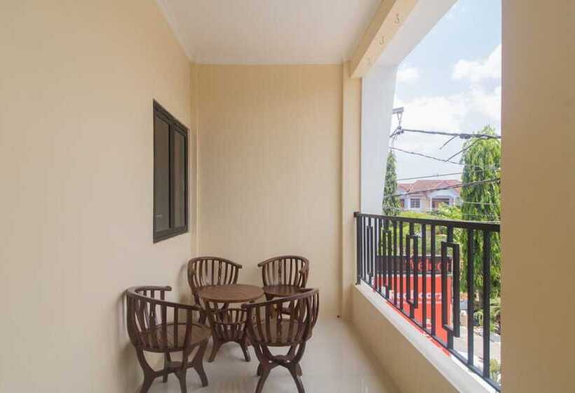 بنسيون Reddoorz Syariah Near Politeknik Negeri Madiun