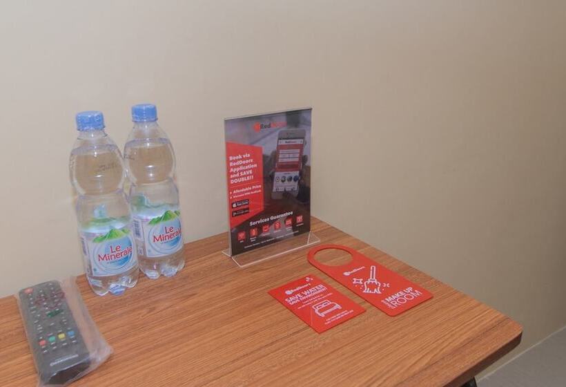 بنسيون Reddoorz Syariah Near Politeknik Negeri Madiun