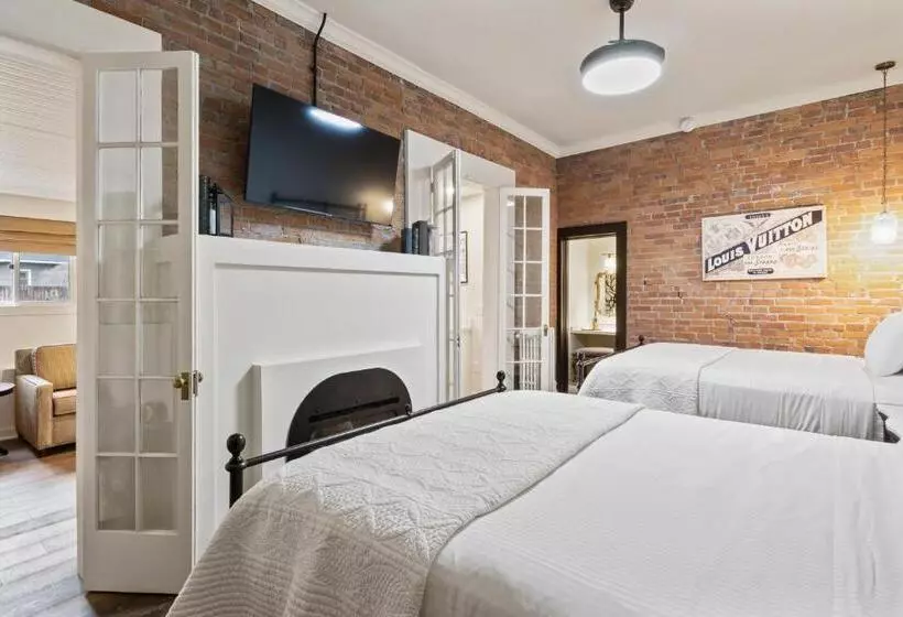 צימר Bespoke Inn Flagstaff