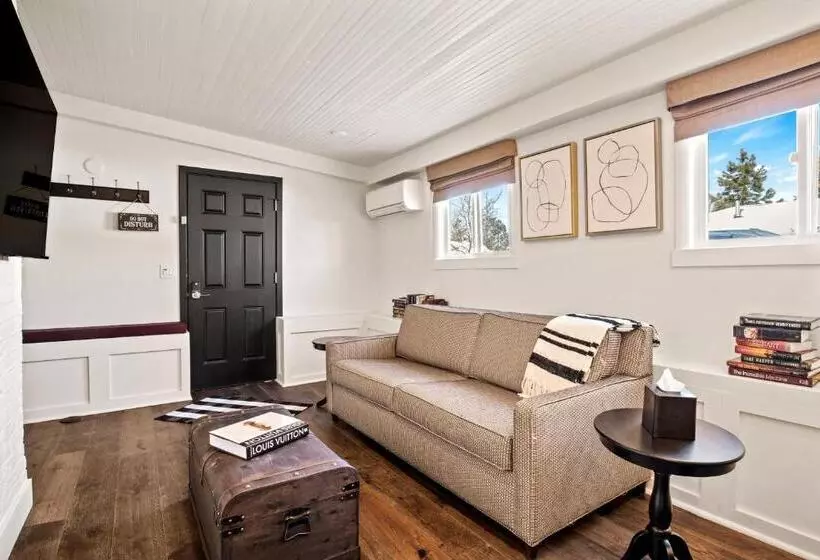 צימר Bespoke Inn Flagstaff