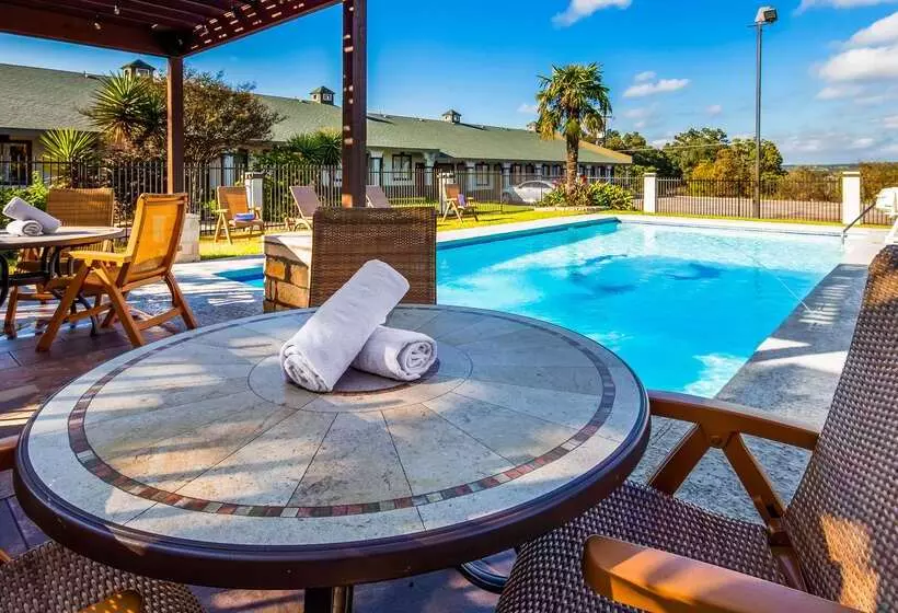 Отель Best Western Post Oak Inn