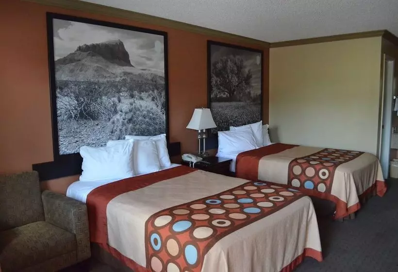 酒店 Hill Country Inn & Suites