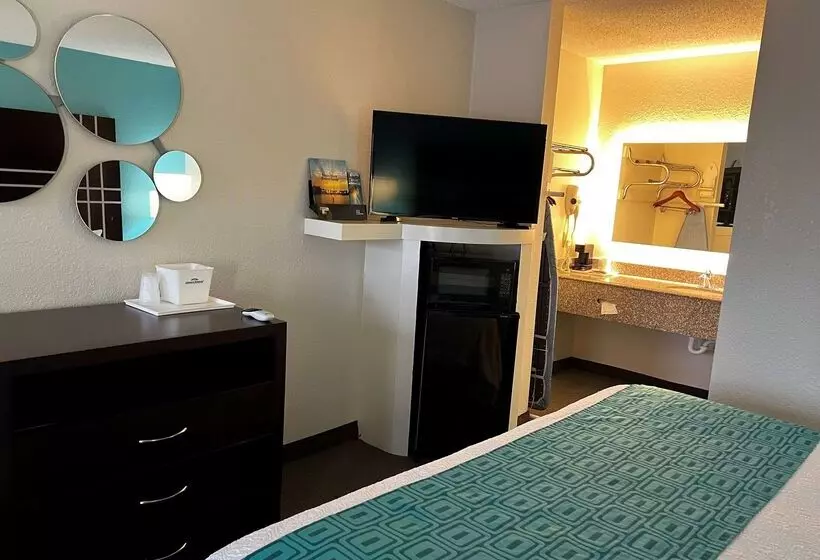 Hotelli Howard Johnson By Wyndham Houston Heights/downtown