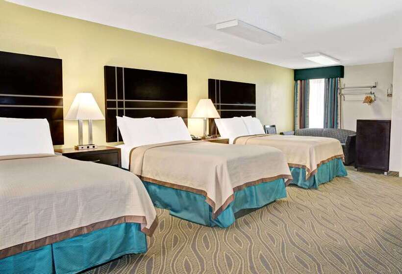 酒店 Howard Johnson By Wyndham Houston Heights/downtown