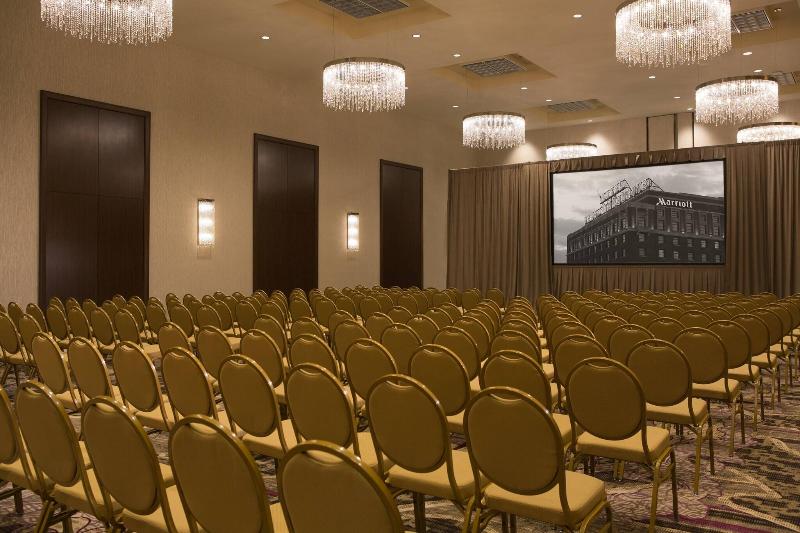 בית מלון כפרי Peoria Marriott Pere Marquette