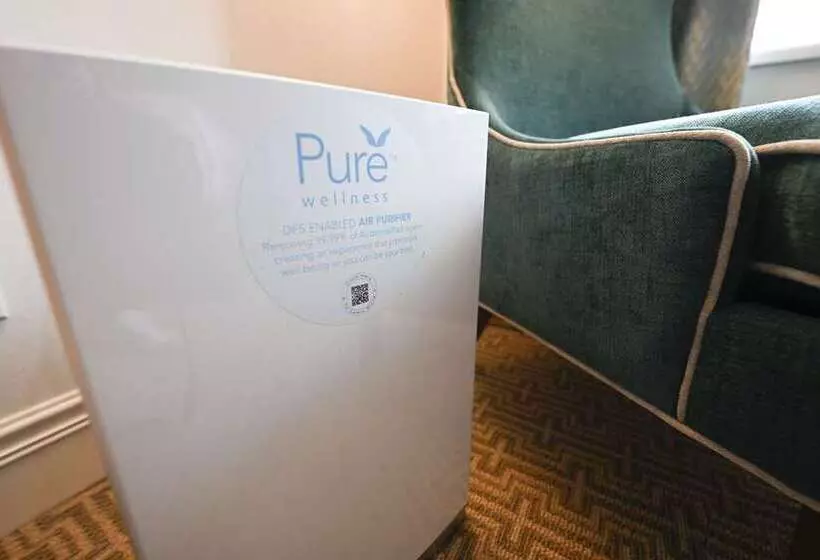 هتل Roanoke & Conference Ctr, Curio Collection By Hilton