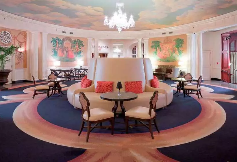 هتل Roanoke & Conference Ctr, Curio Collection By Hilton