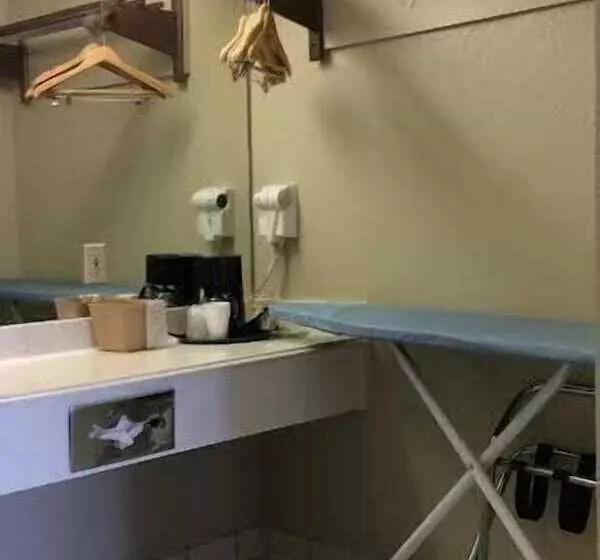 Отель Stratford House Inn And Suites Temple