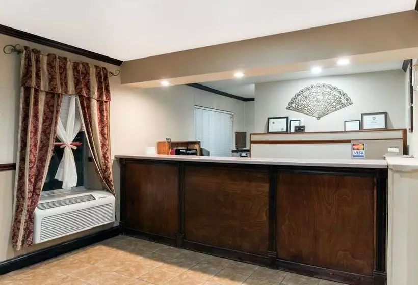 Отель Economy Inn