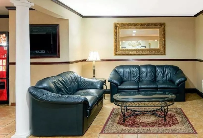 Отель Economy Inn