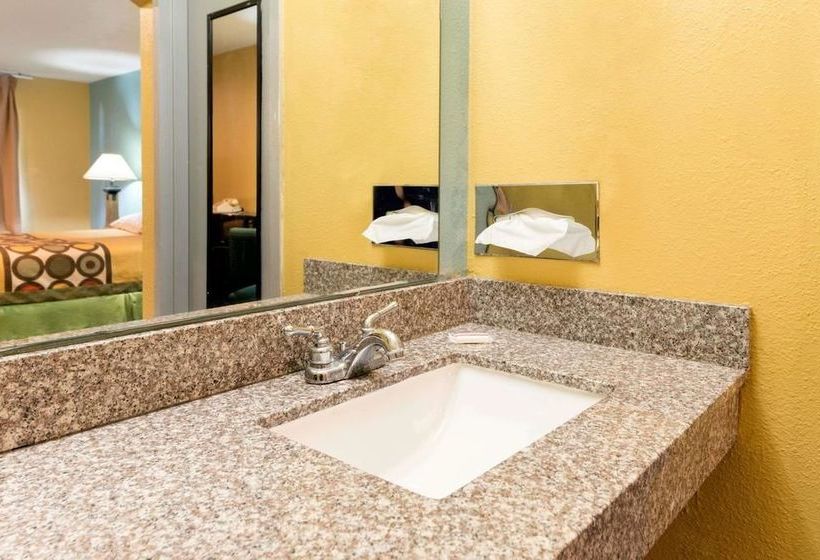 ホテル Economy Inn