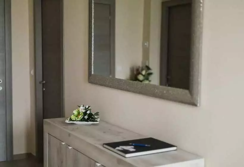 Hotelli Agriturismo Ridaroca