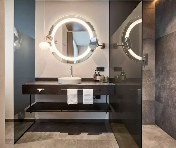 Hotelli Appius Design Suites B&b   Adults Only