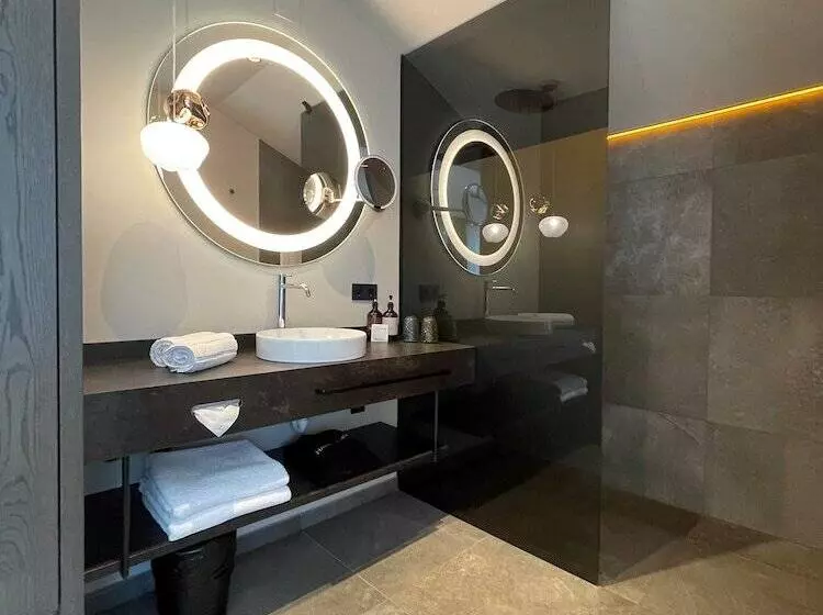 Hotelli Appius Design Suites B&b   Adults Only