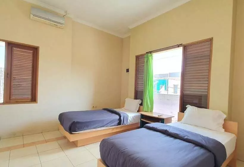 Hotelli Candi Panggung Family Guest House Syariah