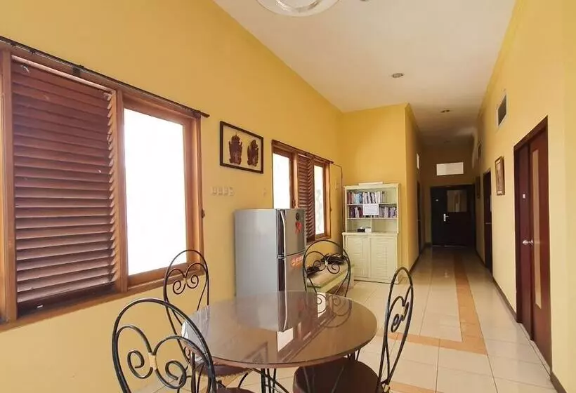 Hotelli Candi Panggung Family Guest House Syariah