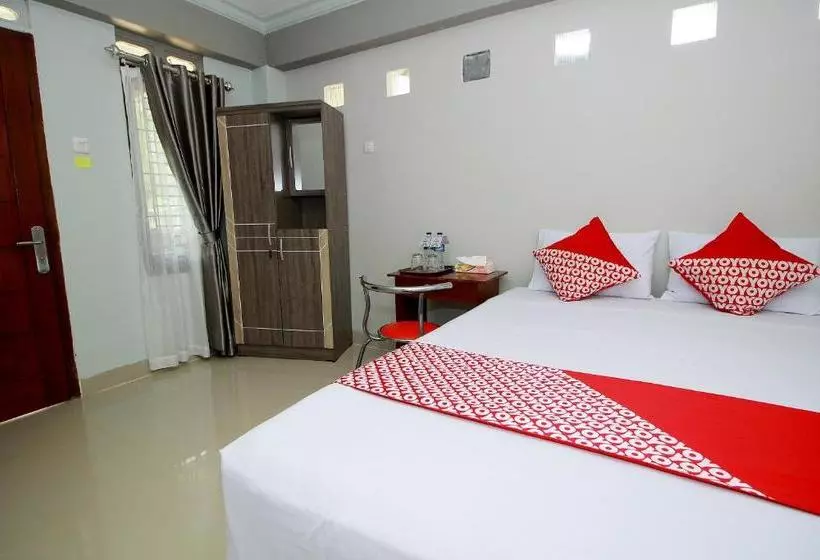 هتل Oyo 739 Residence Si Kancil