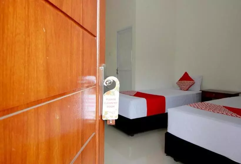 هتل Oyo 739 Residence Si Kancil