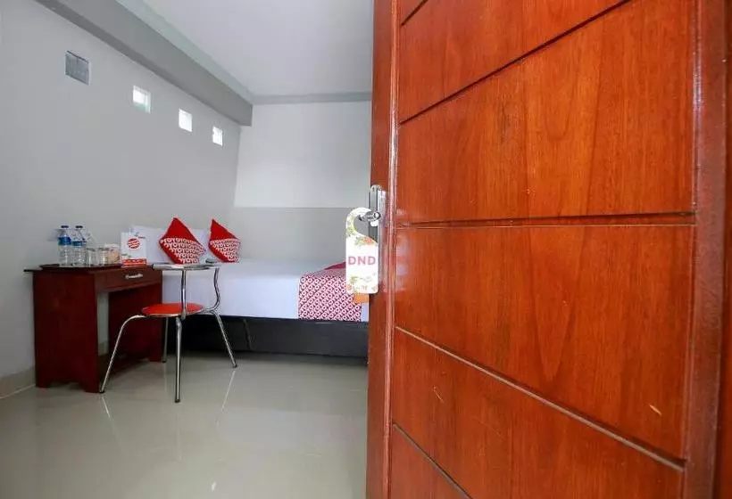 هتل Oyo 739 Residence Si Kancil