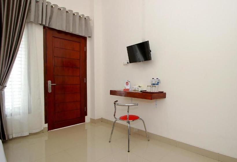 ホテル Oyo 739 Residence Si Kancil