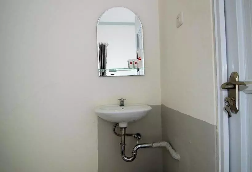 هتل Oyo 739 Residence Si Kancil