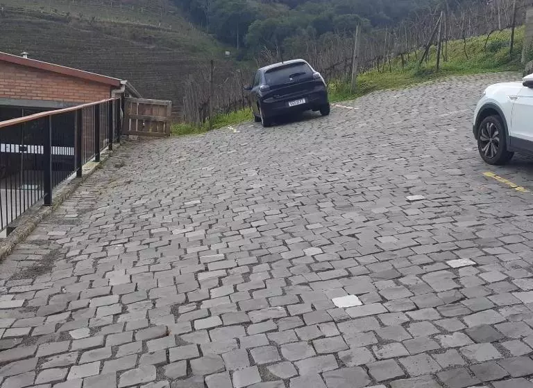 پانسیون Vinicola E Pousada Peculiare