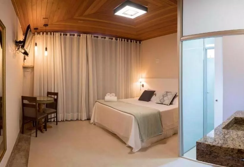 پانسیون Vinicola E Pousada Peculiare