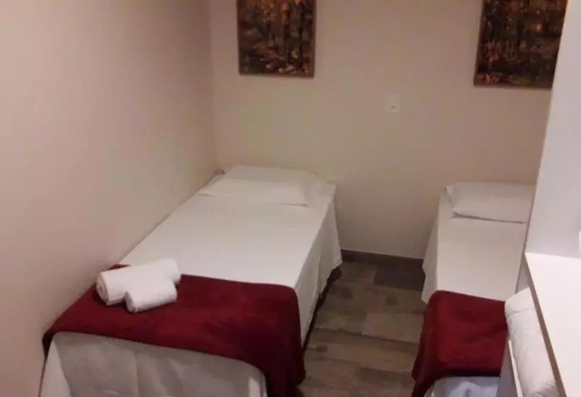 پانسیون Vinicola E Pousada Peculiare