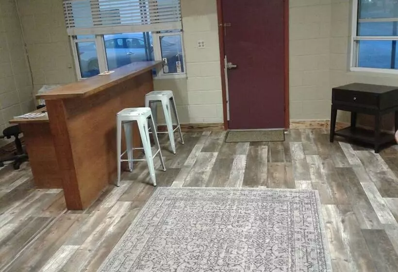 Retkeilymaja Dighton Inn