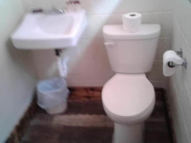 Общежитие Dighton Inn