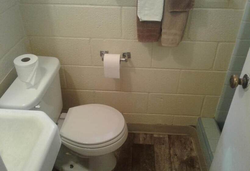 Общежитие Dighton Inn