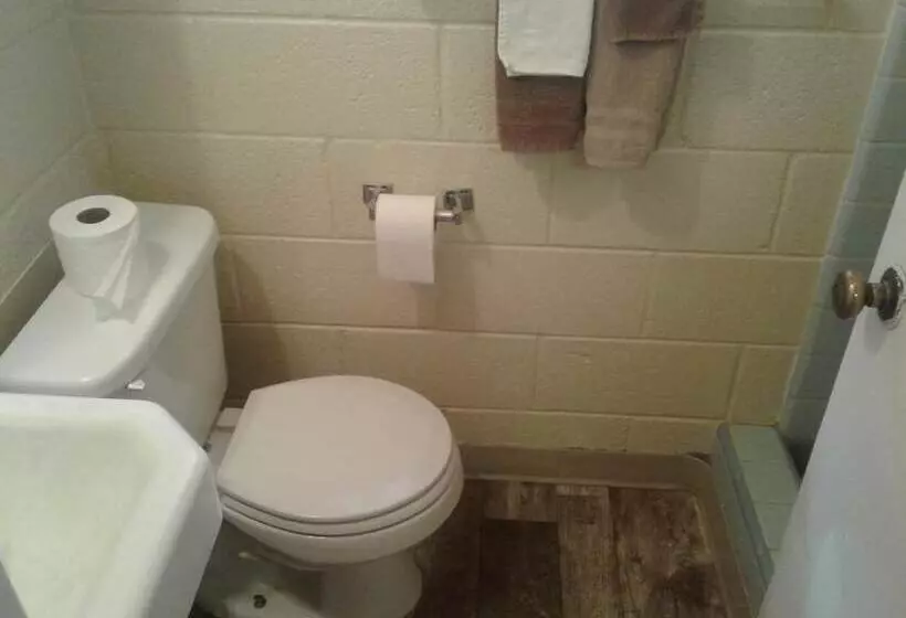 Retkeilymaja Dighton Inn