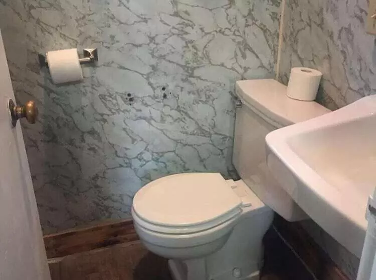 Retkeilymaja Dighton Inn