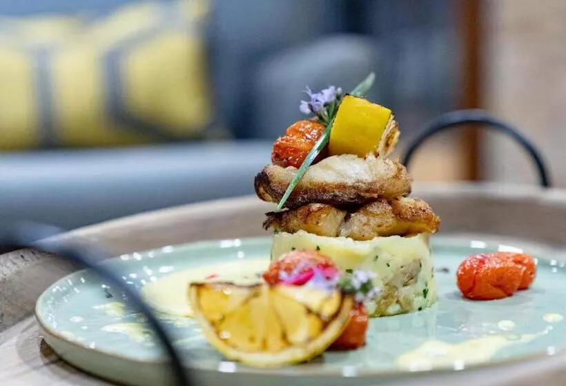 هتل Intle Boutique