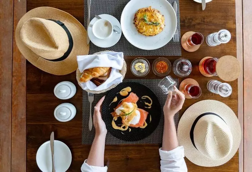 هتل Intle Boutique