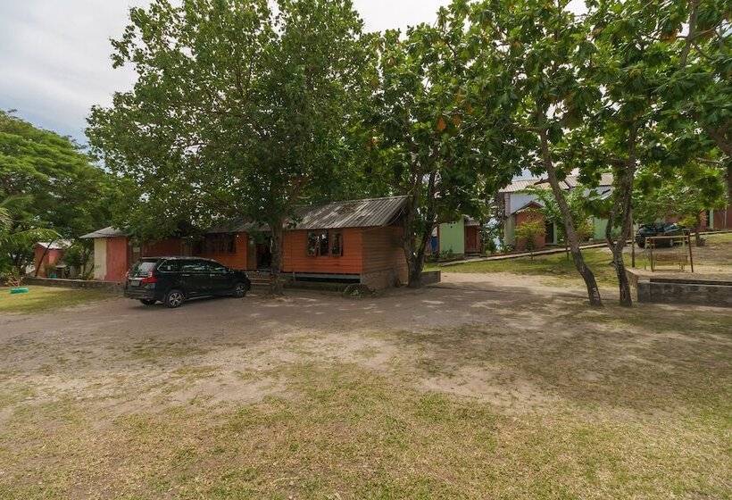 בית מלון כפרי Reddoorz Syariah @ Sumur Tiga Beach Sabang