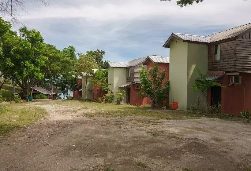 Hotelli Reddoorz Syariah @ Sumur Tiga Beach Sabang