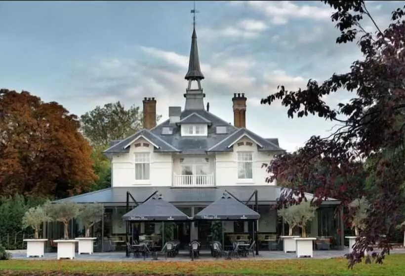 ホテル Westervilla