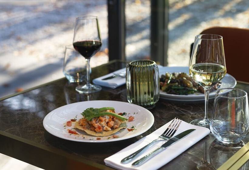 فندق Westervilla