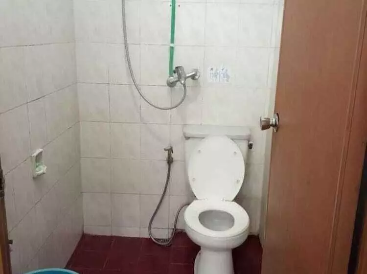 Bed & Breakfast Familie Ayu