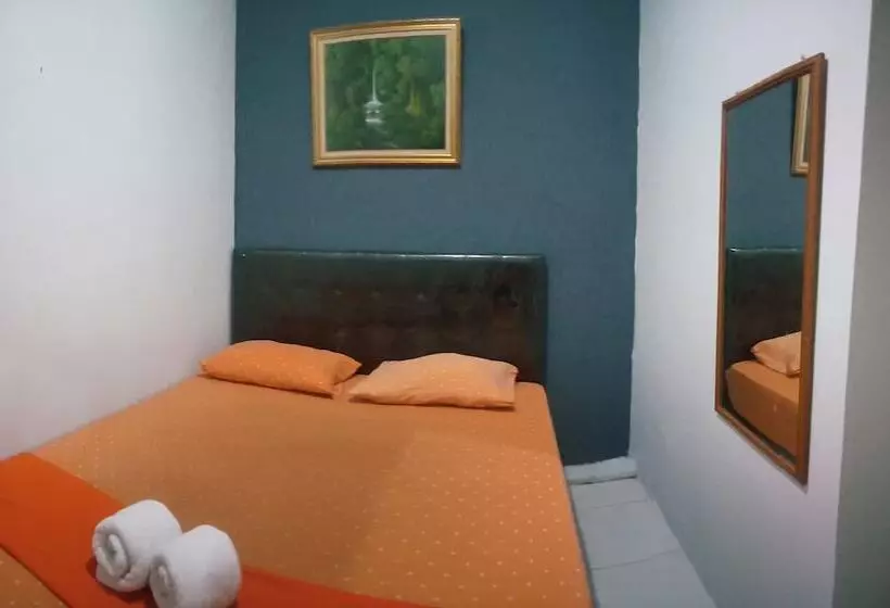 Bed & Breakfast Familie Ayu