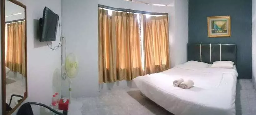 Bed & Breakfast Familie Ayu