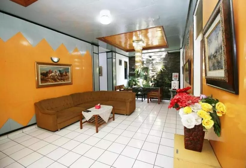 Bed & Breakfast Familie Ayu