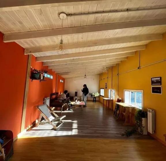 Hostel Yatel