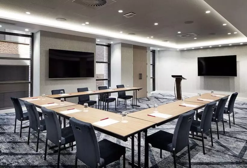 ホテル Crowne Plaza Sydney Darling Harbour, An Ihg