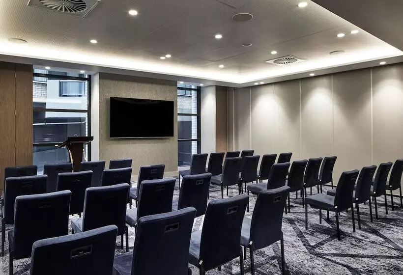 ホテル Crowne Plaza Sydney Darling Harbour, An Ihg