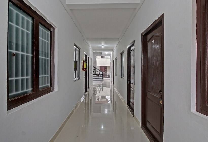 هتل Gsn Residency By Oyo Rooms