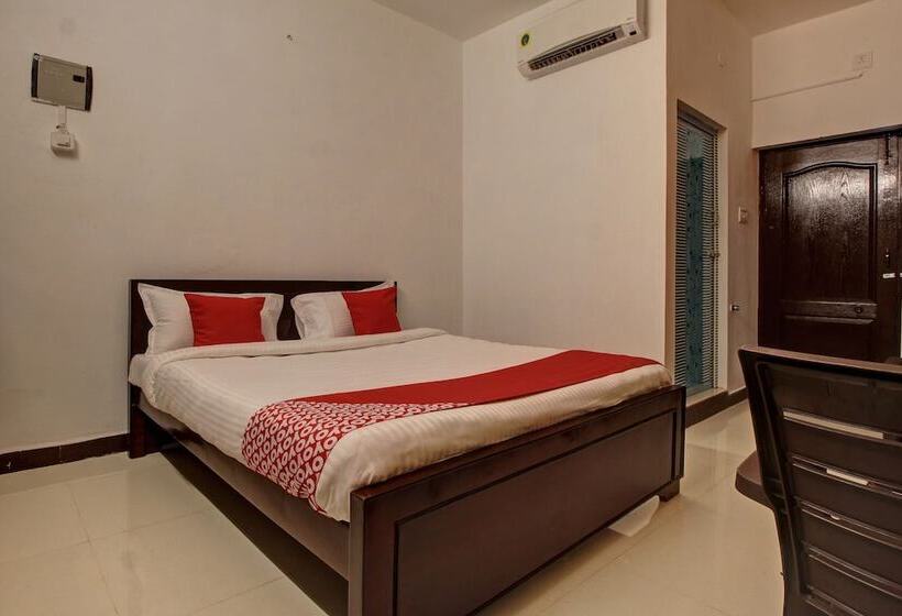 هتل Gsn Residency By Oyo Rooms